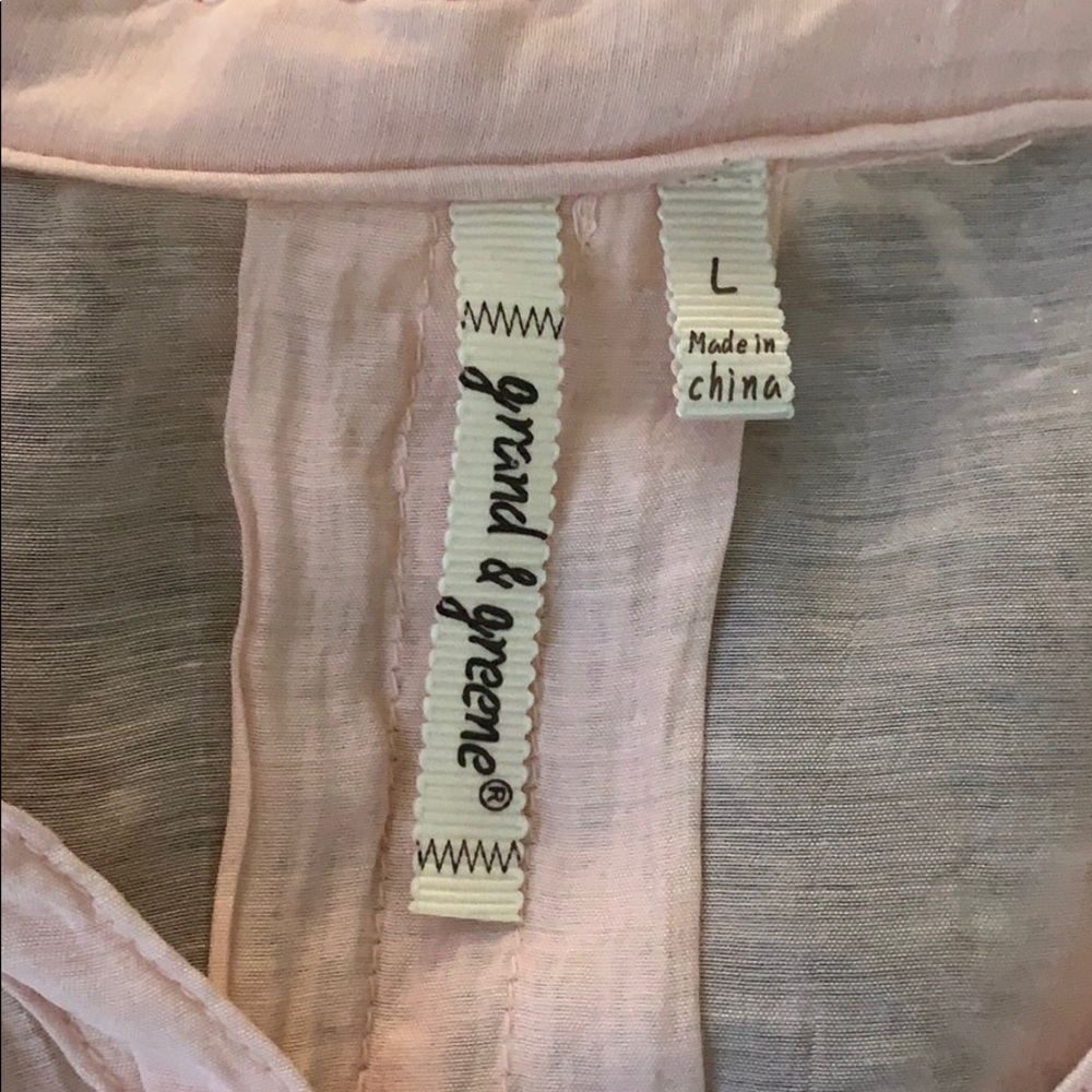 Button down - Picture 2 of 4